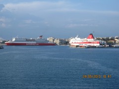 superfast VI and ikarus palace at the port of patras