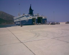 EPTANISOS @poros new docks