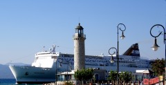 ionian queen leaving patra 070707