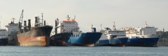 Ships in Drapetsona (31/12/2011)