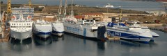 Ships in Salamina @ 31/12/2011
