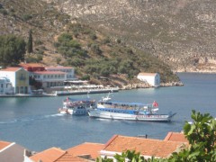 Kastellorizo port, traffic mess, noon 7 8 2012