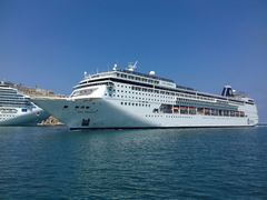 MSC Armonia