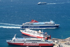 Superferry_Nissos Mykonos_Ekaterini P_Fast Ferries Andros_02-09-16_Mykonos_resize.jpg