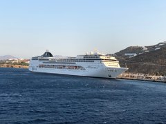 MSC Lirica