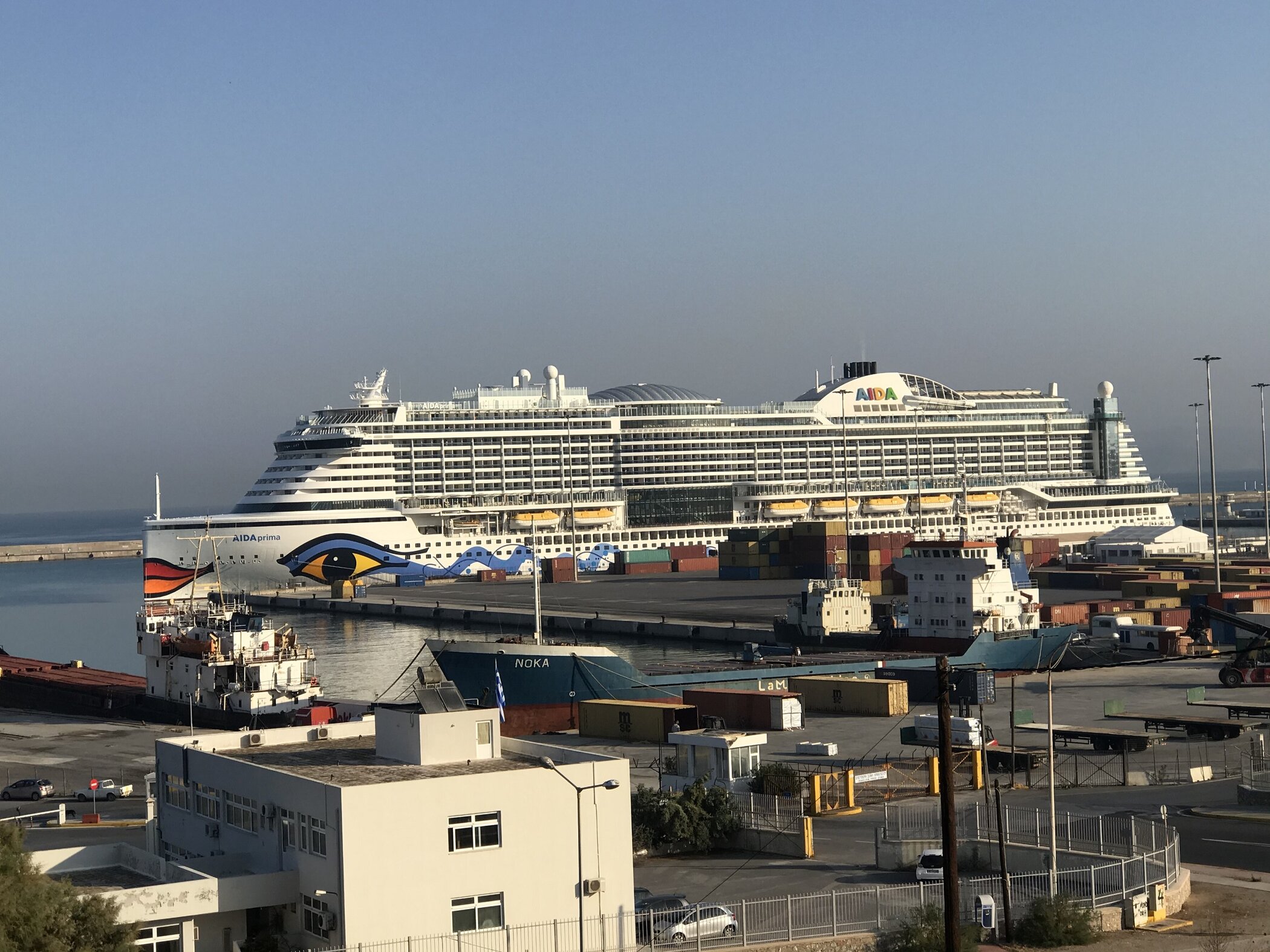 AIDA Prima @ Heraklion 30102019 - AidaPrima - Shipfriends