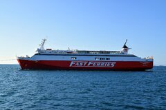 Fast Ferries Andros Entering Piraeus 3/2/2020 3