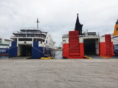 Dock 3 pireas port
