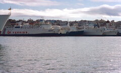 Piraeus Agios Spyridon dock, January 1995