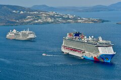 Norwegian Breakaway_Silver Spirit_07-09-23_Mykonos