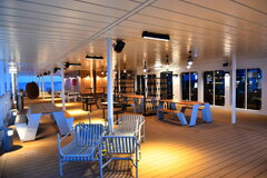 Finnsirius_Barrel Bay Terrace_deck 11_7
