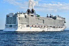 Norwegian Epic_02-05-24_Piraeus