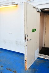 GNV Antares_deck door_2